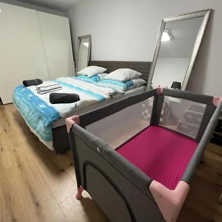Stylish 1-Bedroom Condo Close To Exhibition Square Bâle Extérieur photo